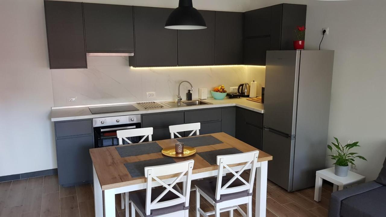 Kalea Pula Center Apartment Екстериор снимка